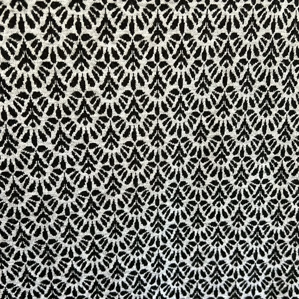 LOFT pull on skirt